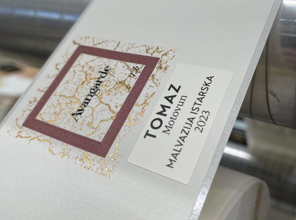 Label for Tomaz Wines